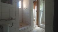 Bathroom 2 - 3 square meters of property in Philip Nel Park