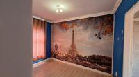 Main Bedroom - 17 square meters of property in Honey Park
