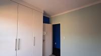 Bed Room 2 - 7 square meters of property in Honey Park