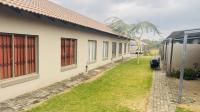 Garden of property in Eldorette