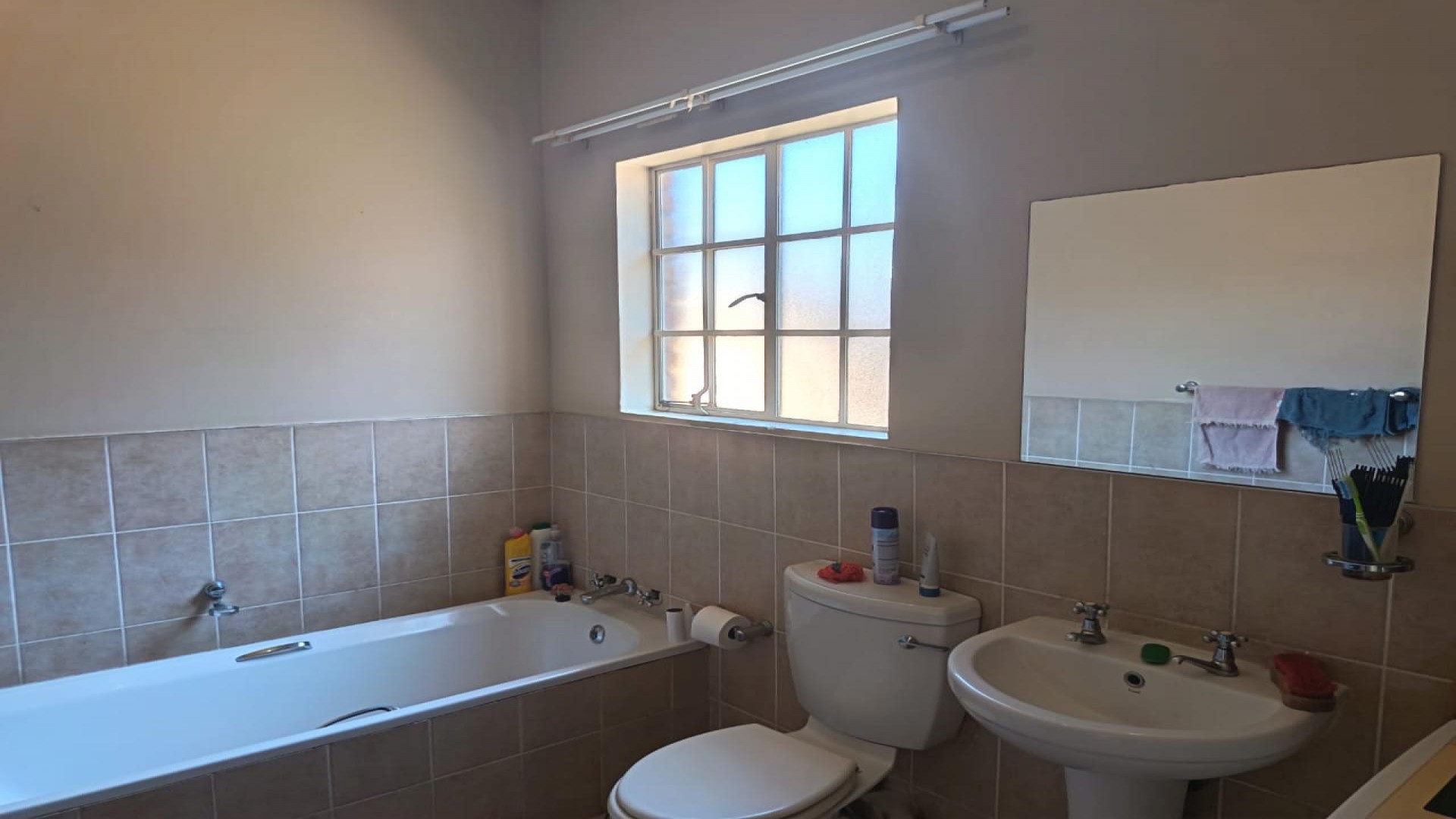 Bathroom 1 of property in Robinpark