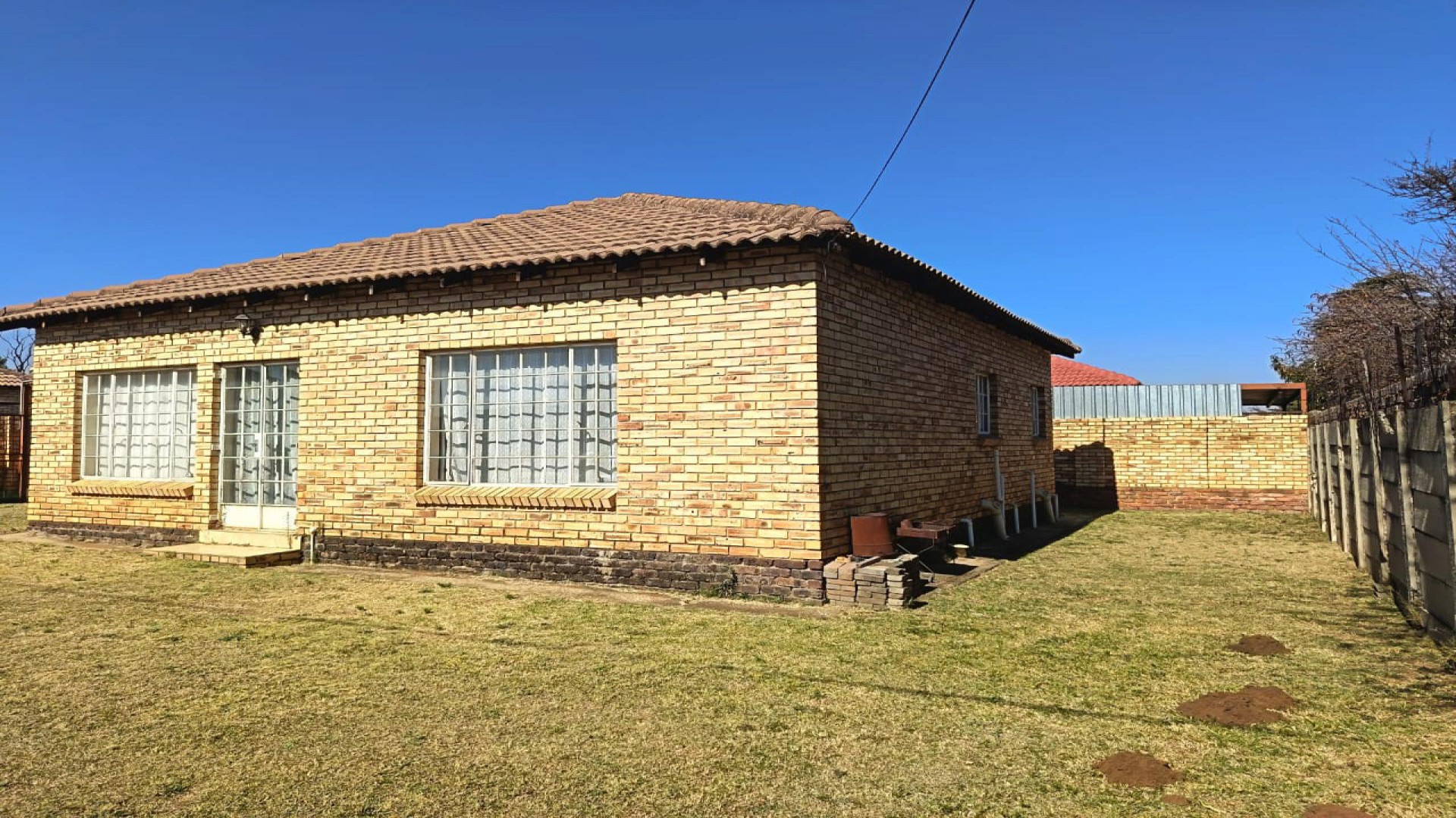 Front View of property in Robinpark