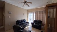 Lounges - 27 square meters of property in Robinpark