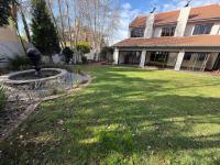  of property in Rooihuiskraal North