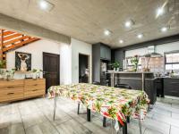  of property in Menlo Park