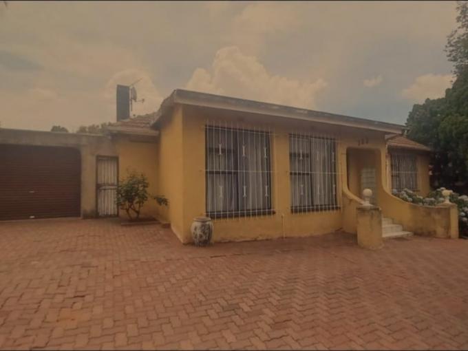 3 Bedroom House for Sale For Sale in Linmeyer - MR716706