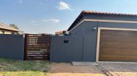 Front View of property in Strubenvale