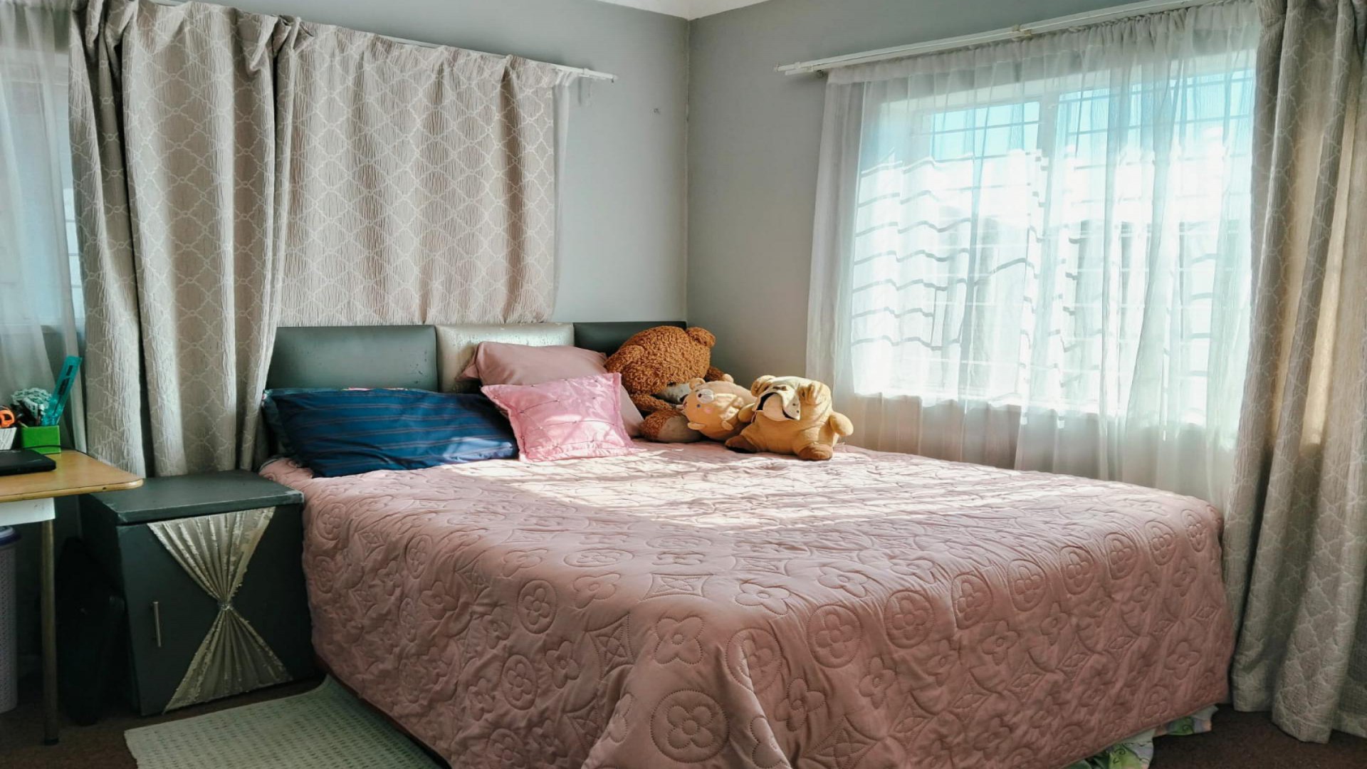 Bed Room 2 of property in Springs