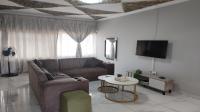 Lounges of property in Montclair (Dbn)