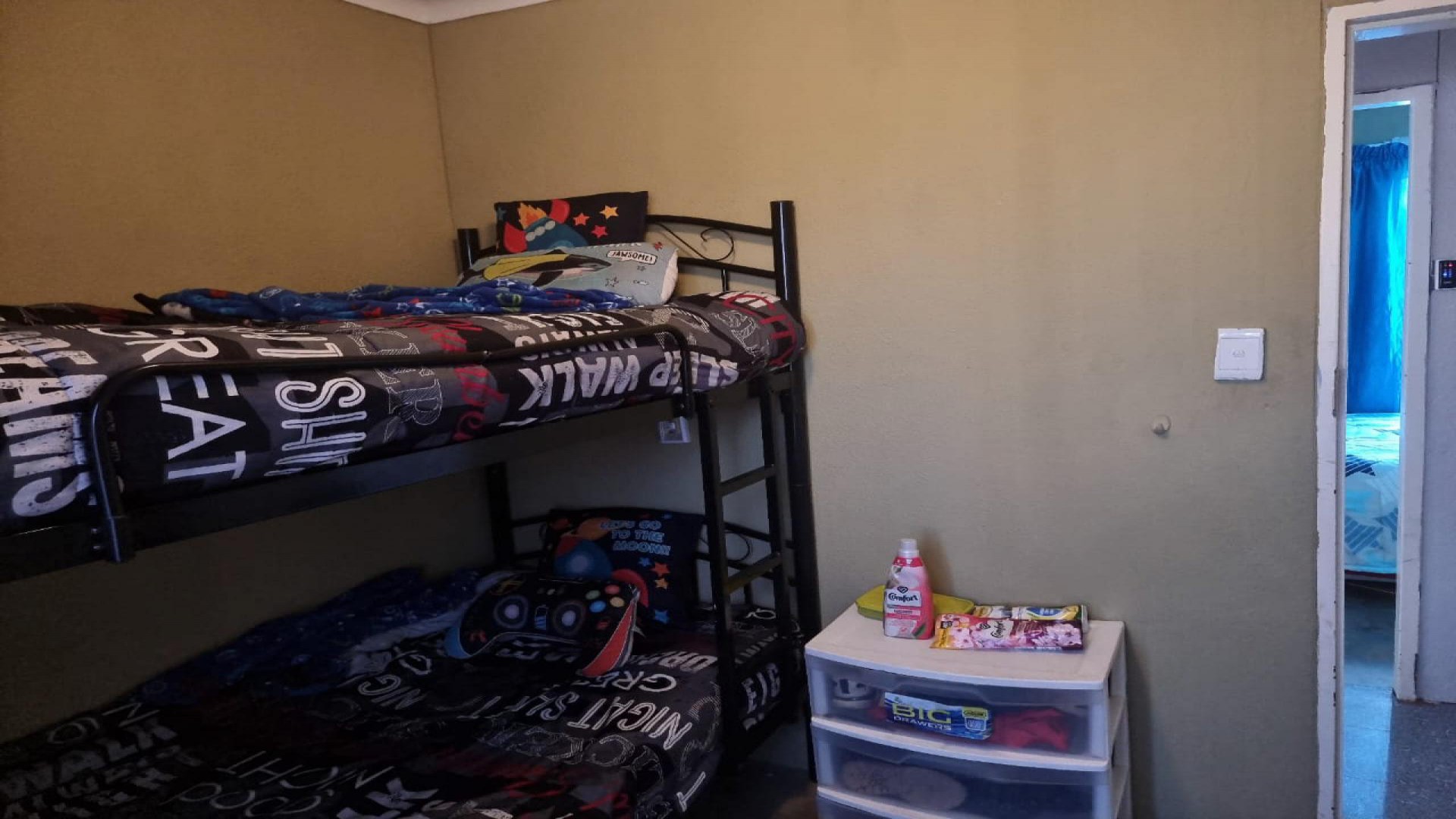 Bed Room 2 - 8 square meters of property in Evaton West