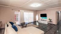 Lounges of property in Florida Lake