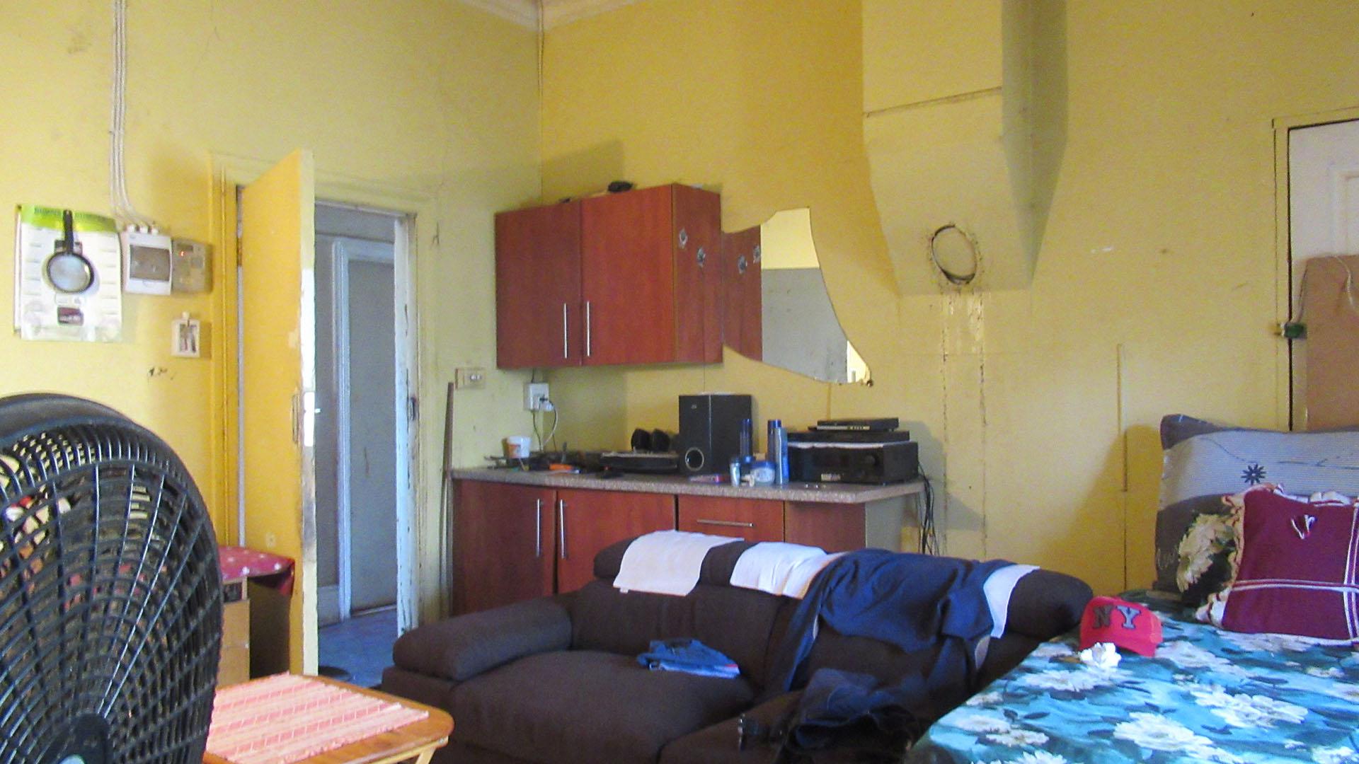 Main Bedroom - 19 square meters of property in Malvern