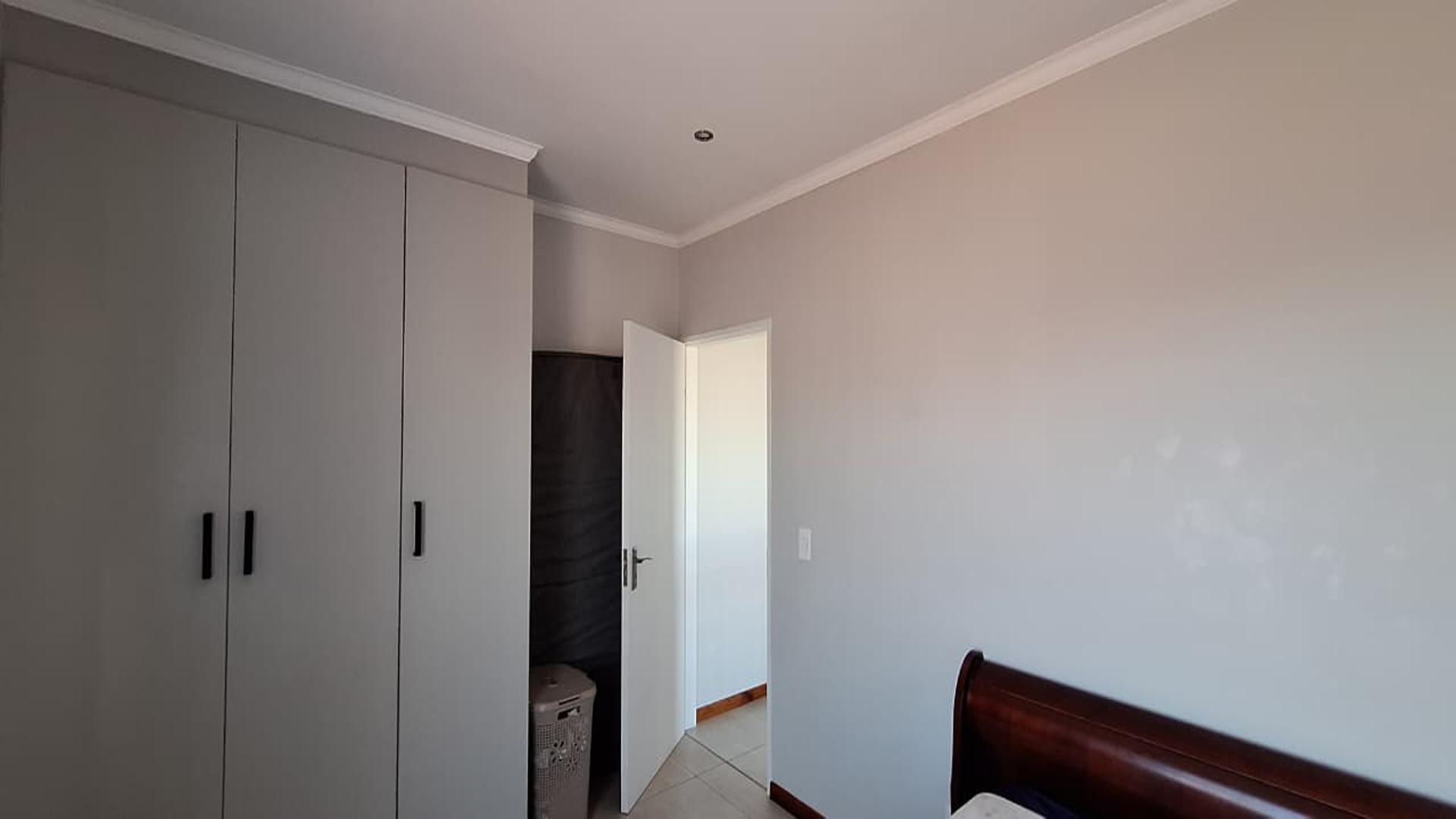 Bed Room 1 - 12 square meters of property in Caro Nome AH