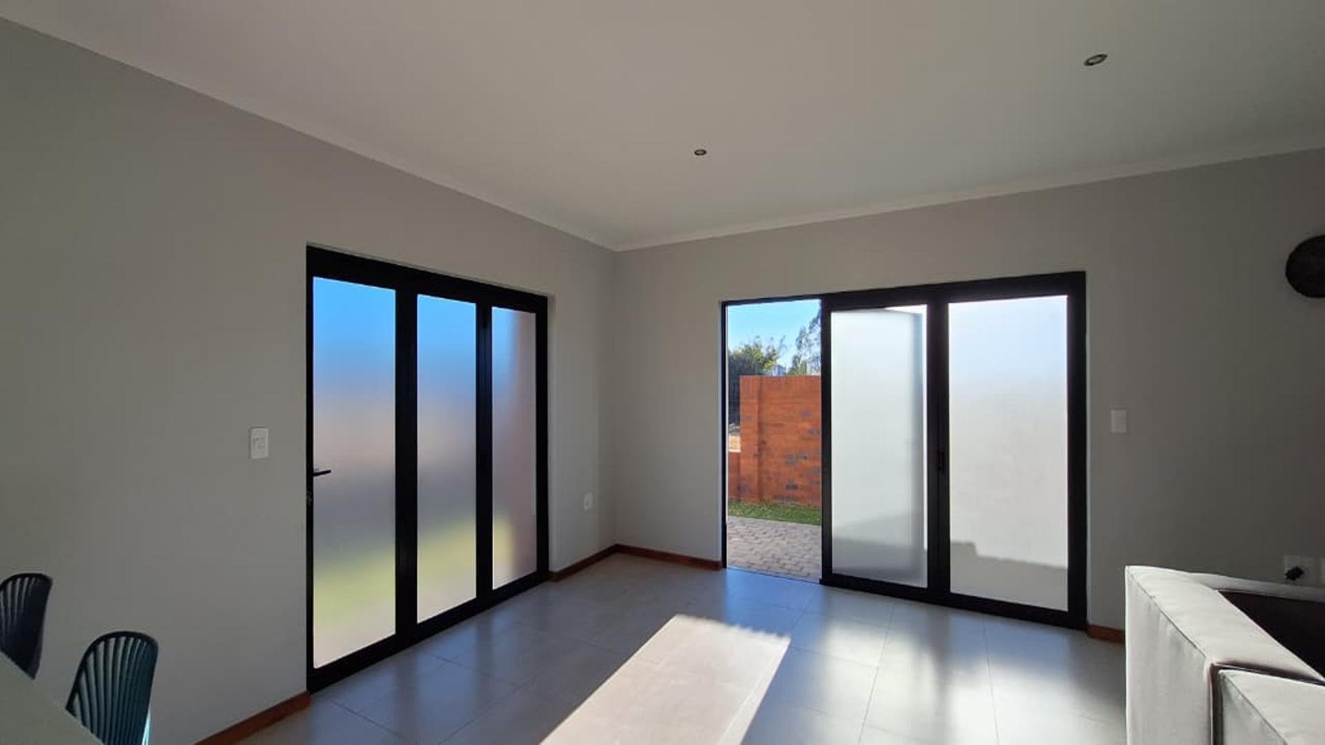 Dining Room - 51 square meters of property in Caro Nome AH