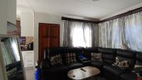 Lounges - 12 square meters of property in Soshanguve East