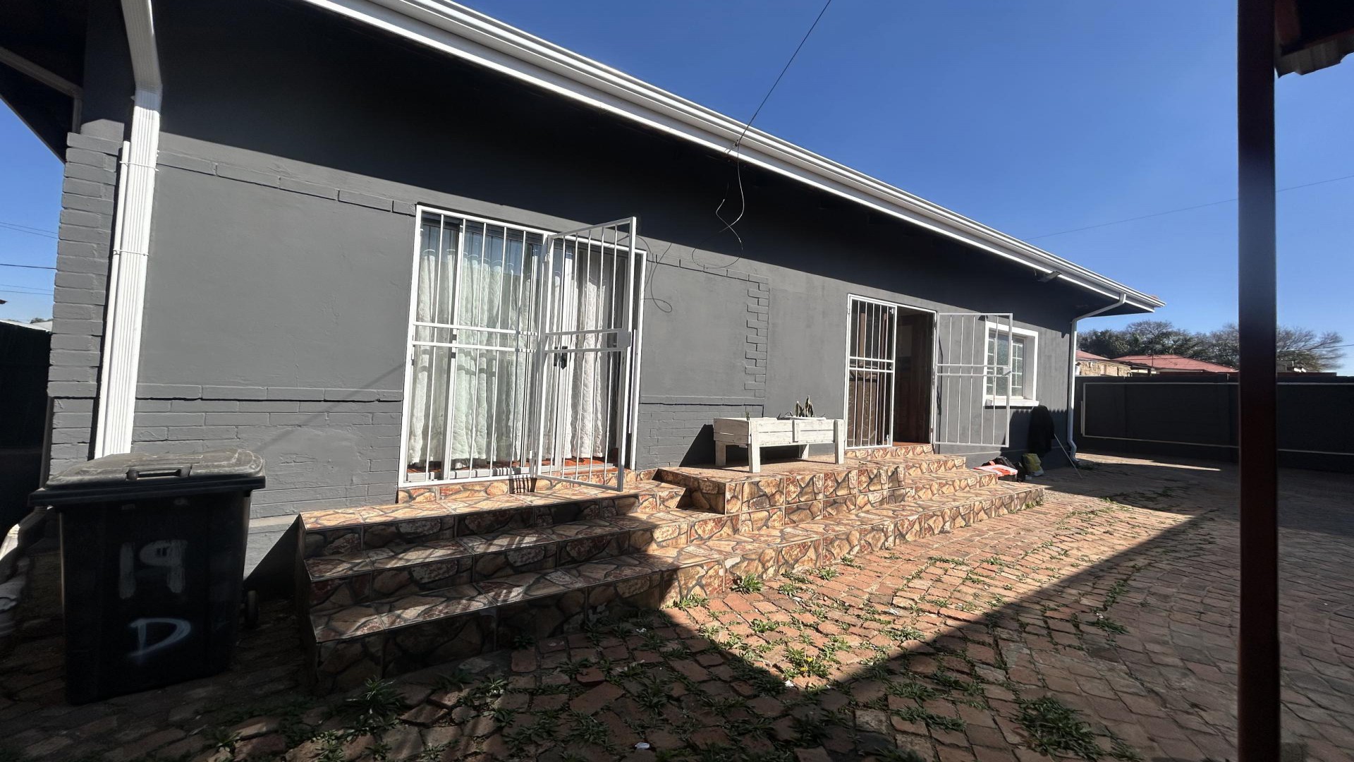 Front View of property in Roodepoort