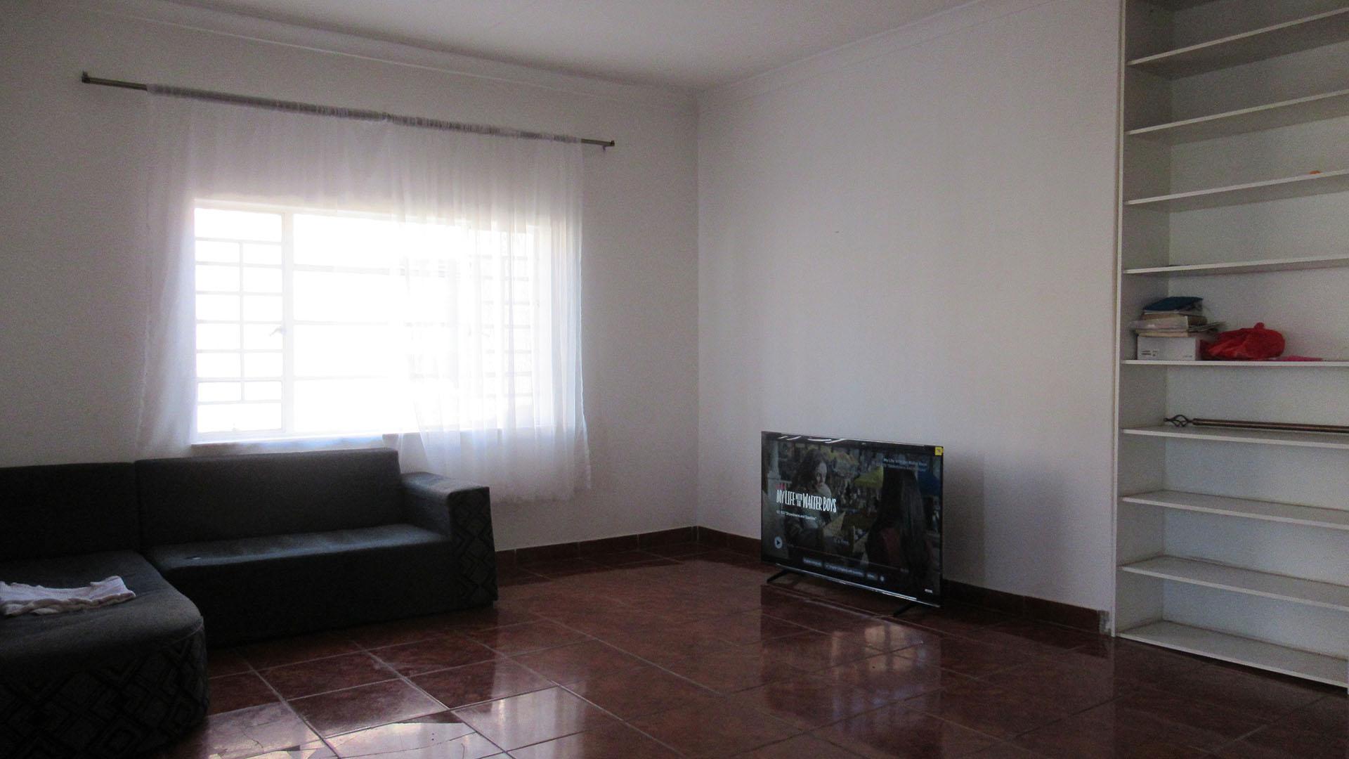 Lounges - 36 square meters of property in Roodepoort