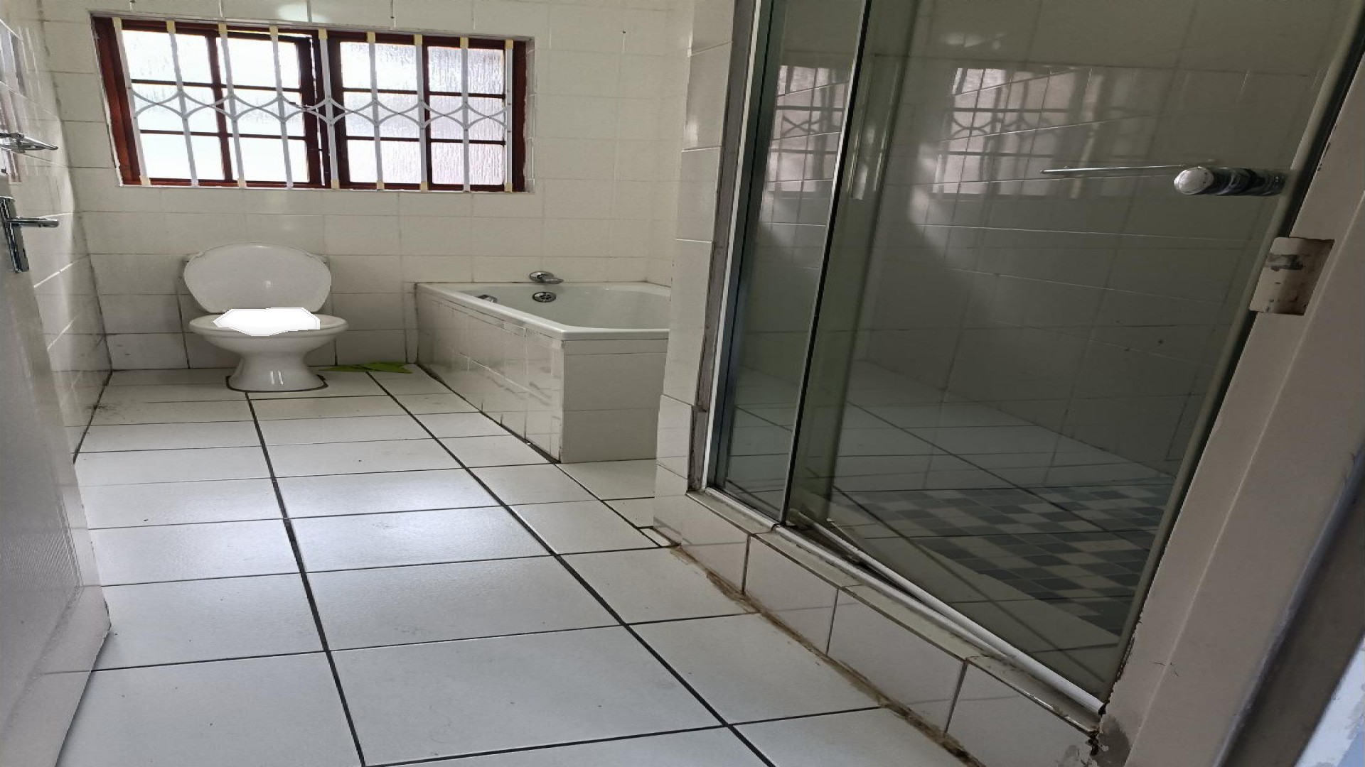 Bathroom 2 of property in Scottsville PMB
