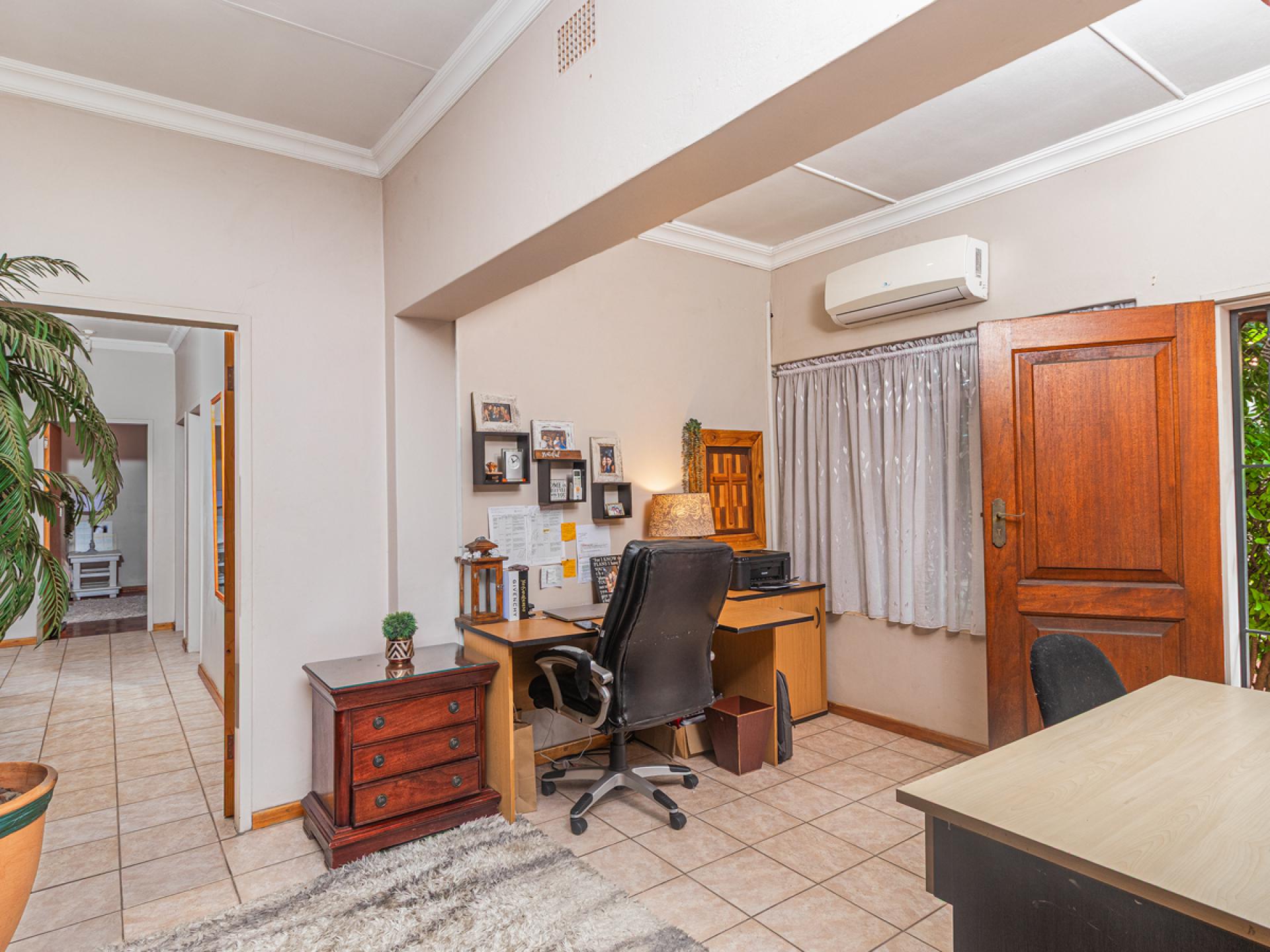 of property in Capital Park