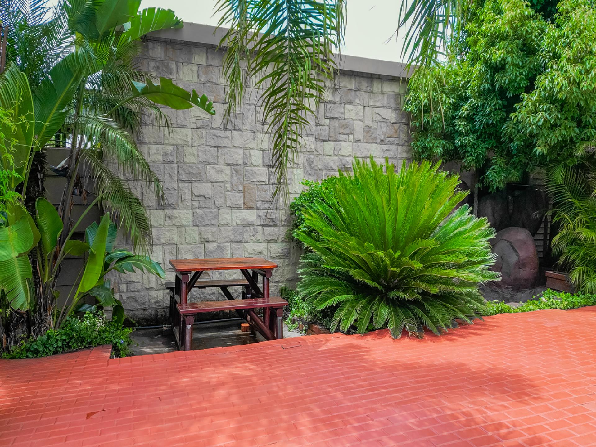  of property in Capital Park