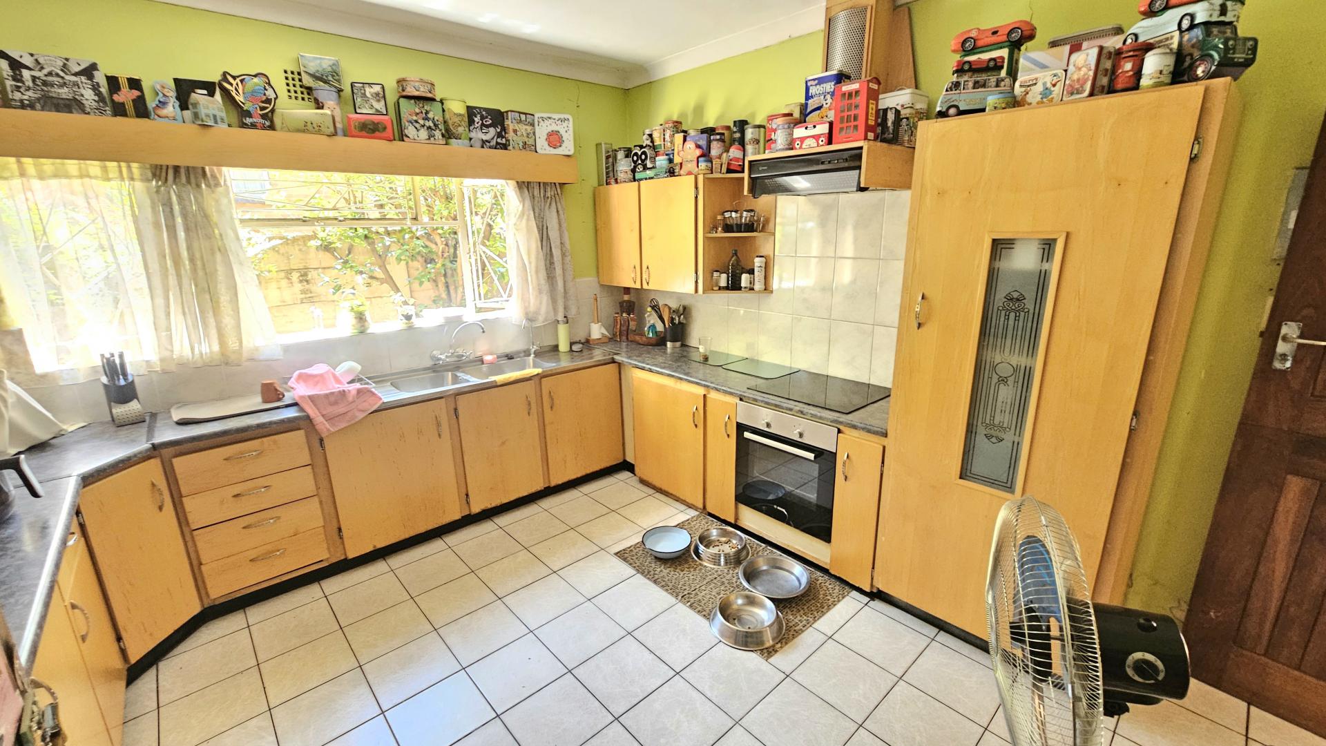  of property in Capital Park