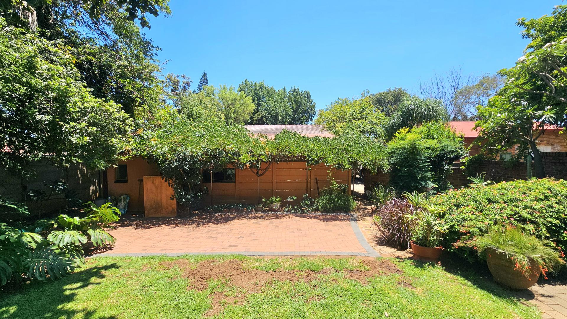  of property in Capital Park