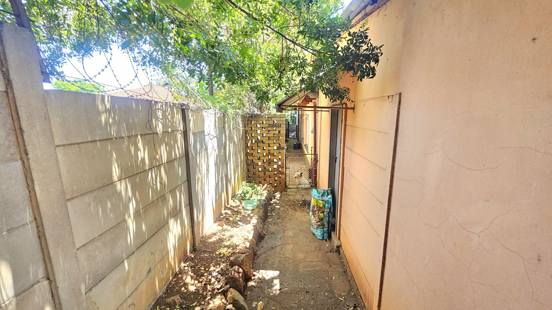  of property in Capital Park