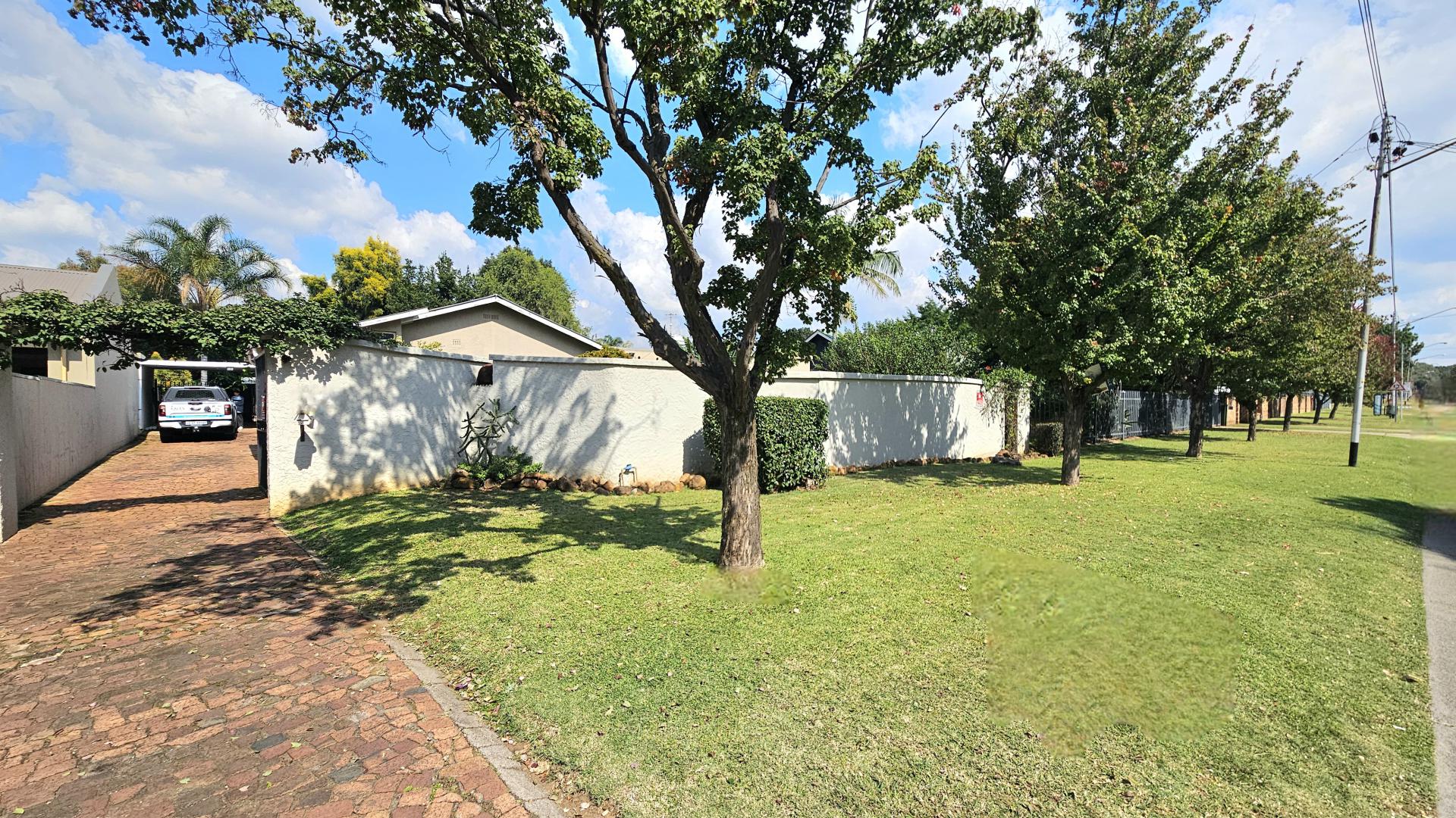  of property in Queenswood