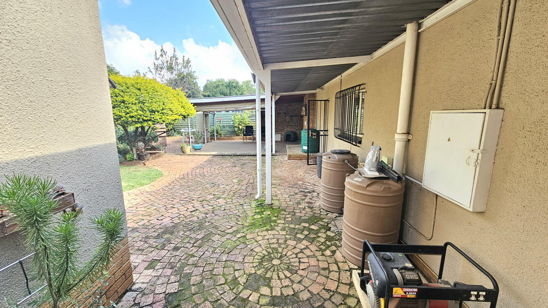  of property in Queenswood