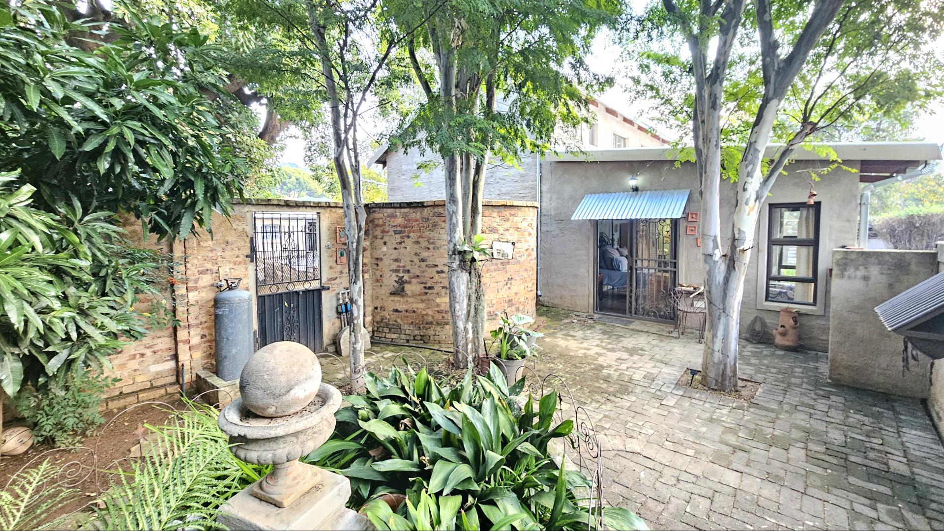  of property in Capital Park