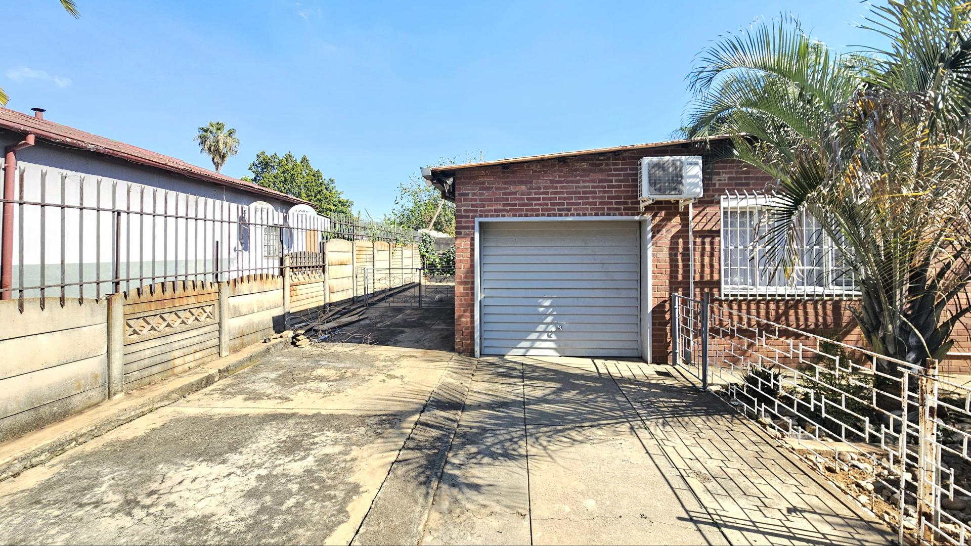  of property in Capital Park