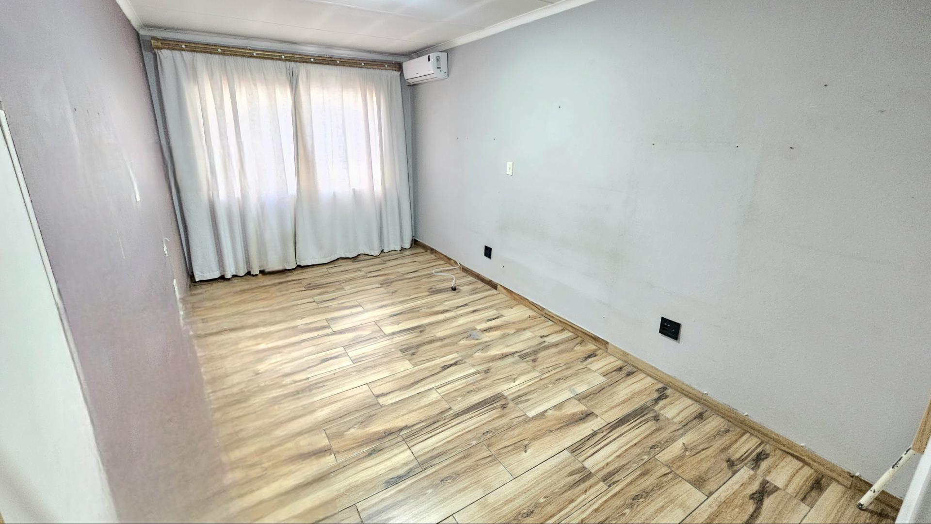  of property in Capital Park