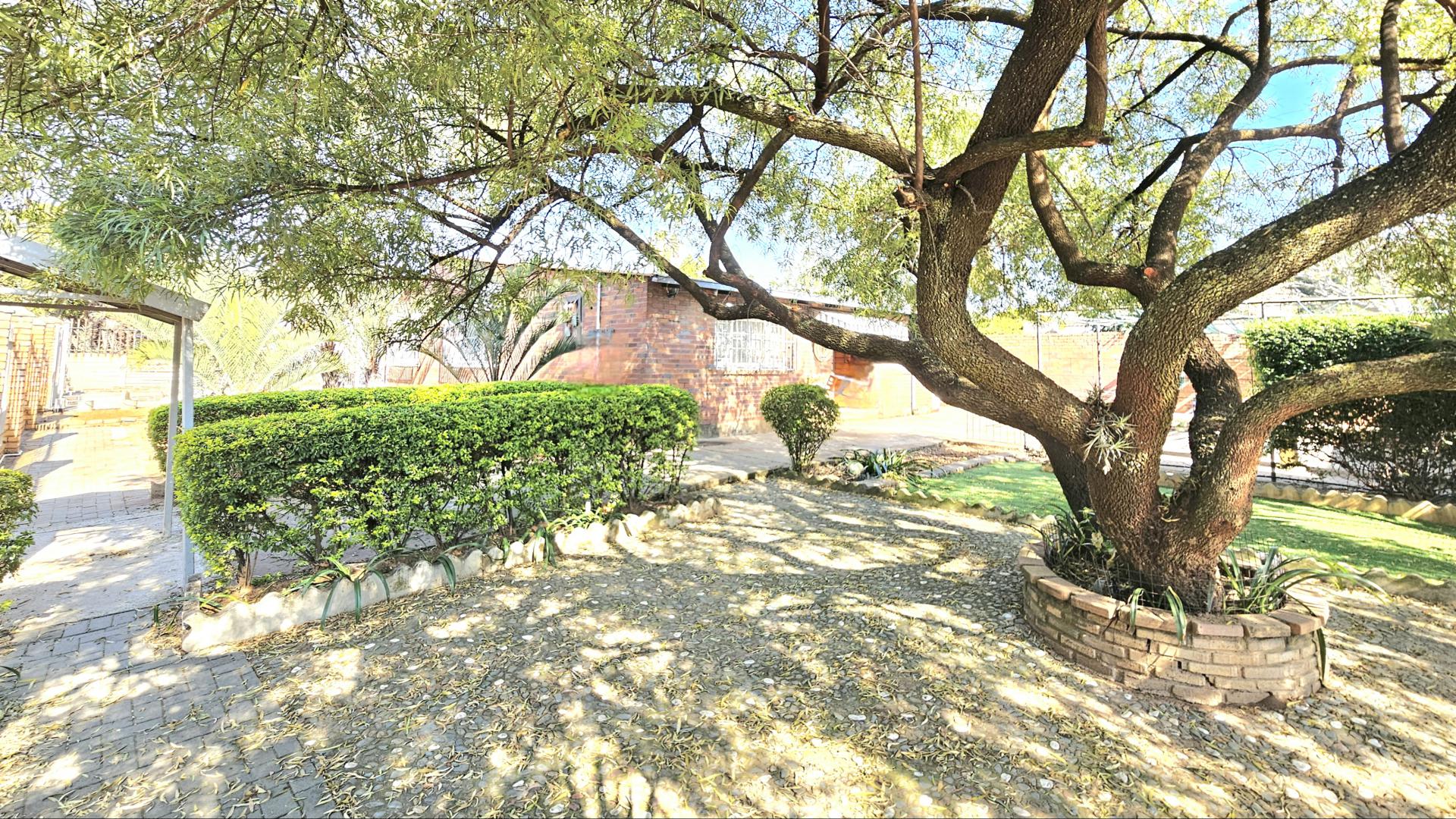  of property in Capital Park