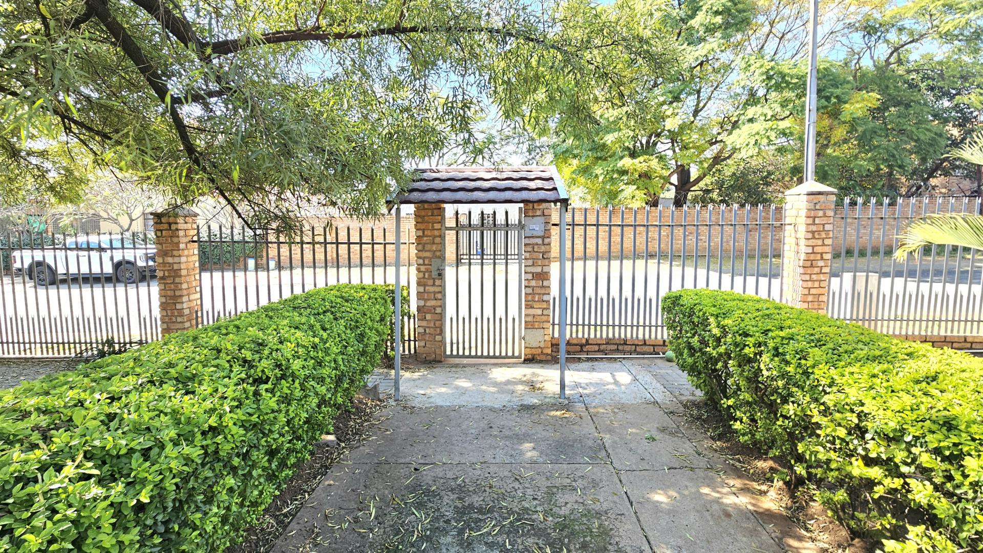  of property in Capital Park