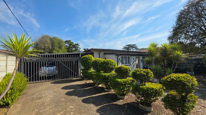 2 Bedroom Duet for Sale For Sale in Daspoort - MR716940