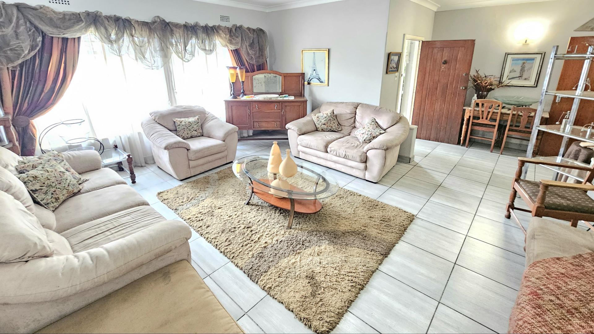  of property in East Lynne