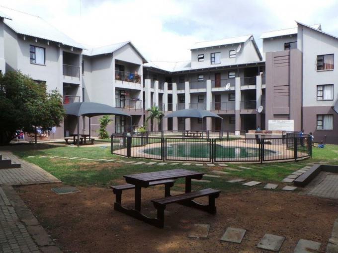 2 Bedroom Apartment to Rent in Hoedspruit - Property to rent - MR716980
