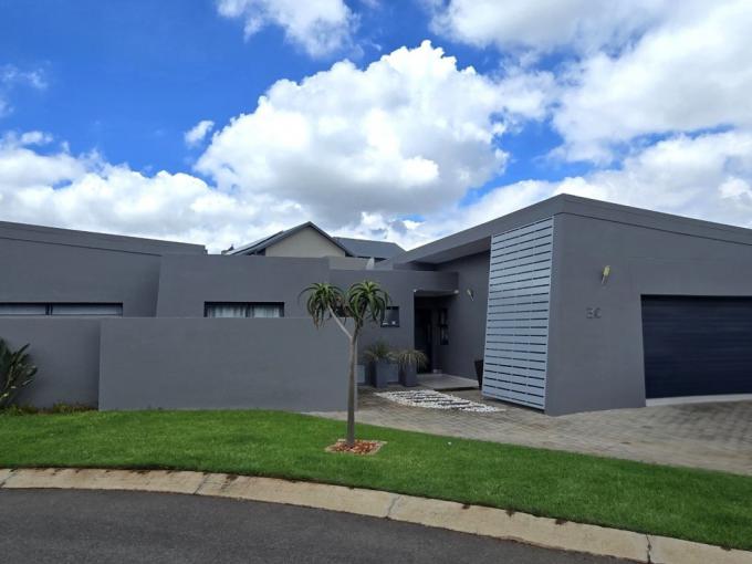 3 Bedroom House to Rent in Midstream Estate - Property to rent - MR716984