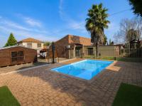  of property in Langenhoven Park