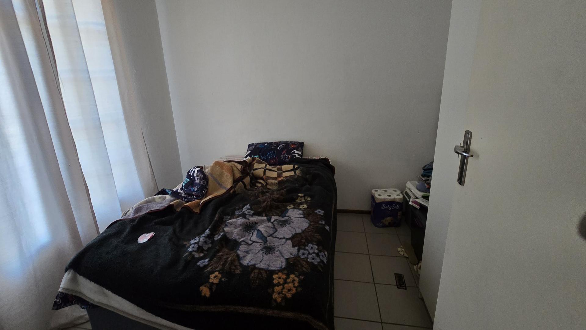 Bed Room 2 of property in Comet