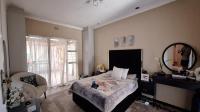 Main Bedroom - 39 square meters of property in Kew
