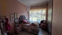 Bed Room 3 - 10 square meters of property in Kew