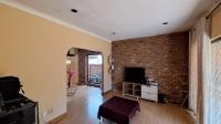 Lounges - 51 square meters of property in Kew