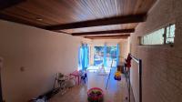 Lounges - 51 square meters of property in Kew