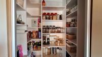 Kitchen - 32 square meters of property in Kew