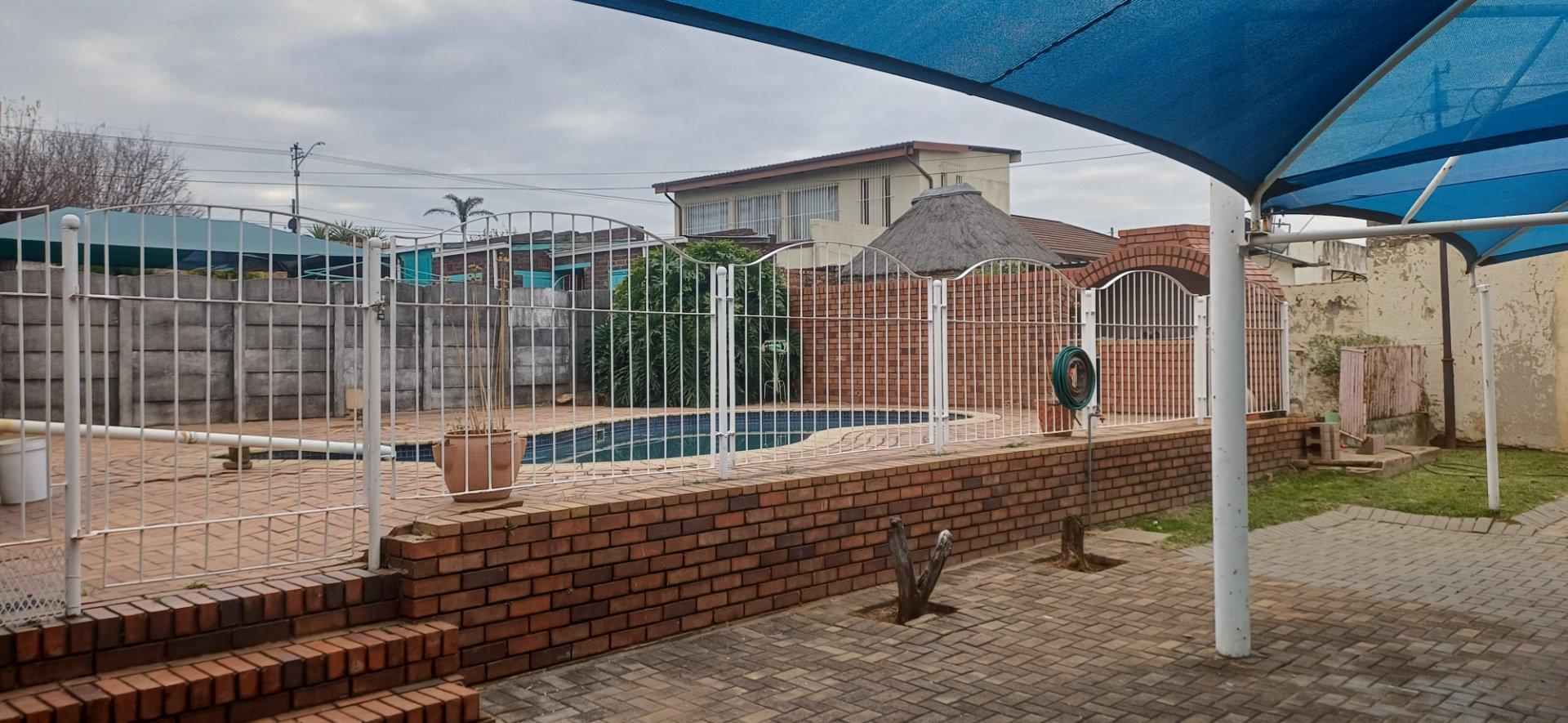  of property in Primrose