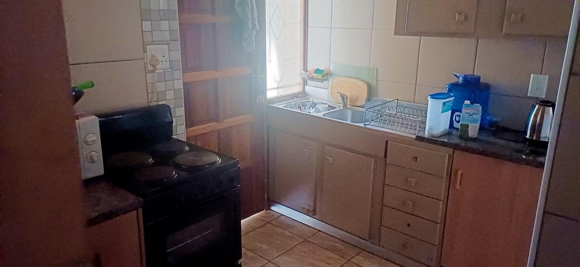  of property in Primrose