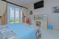  of property in Oslo Beach