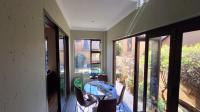 Patio - 13 square meters of property in Amorosa