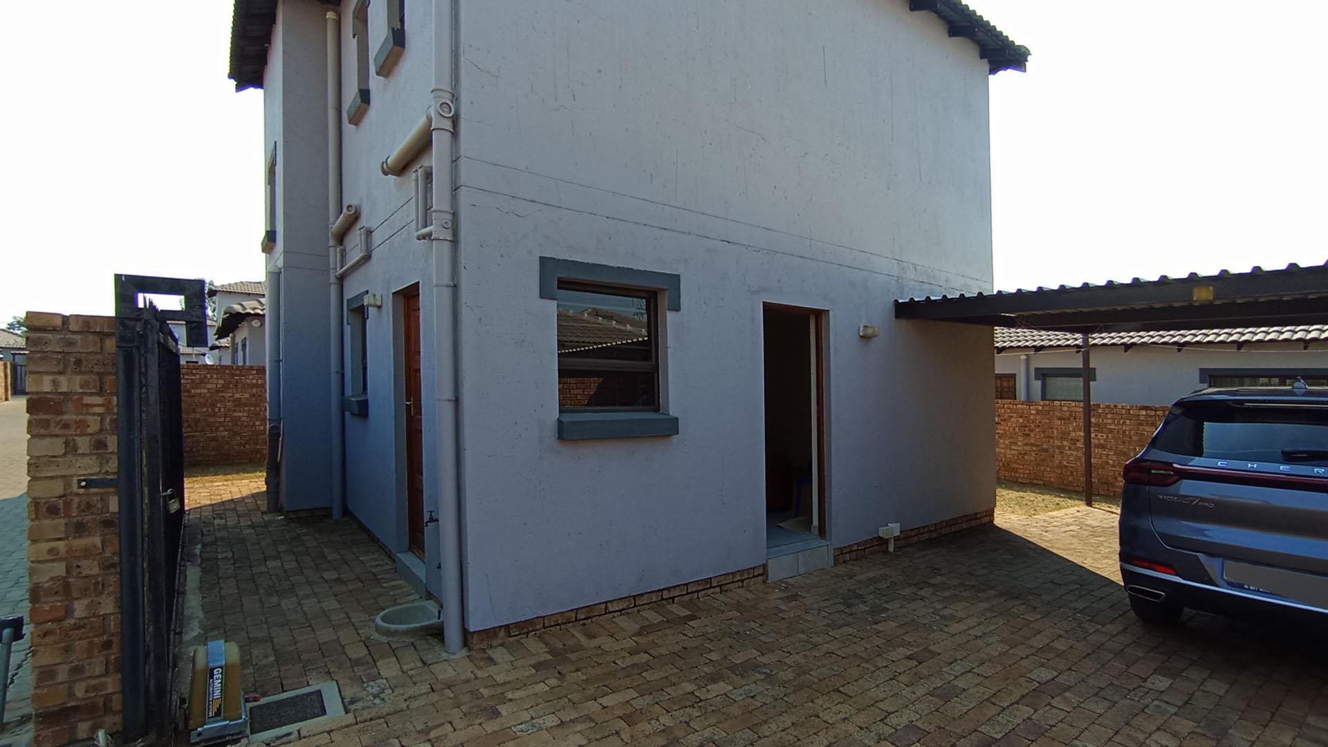 Front View of property in Chantelle